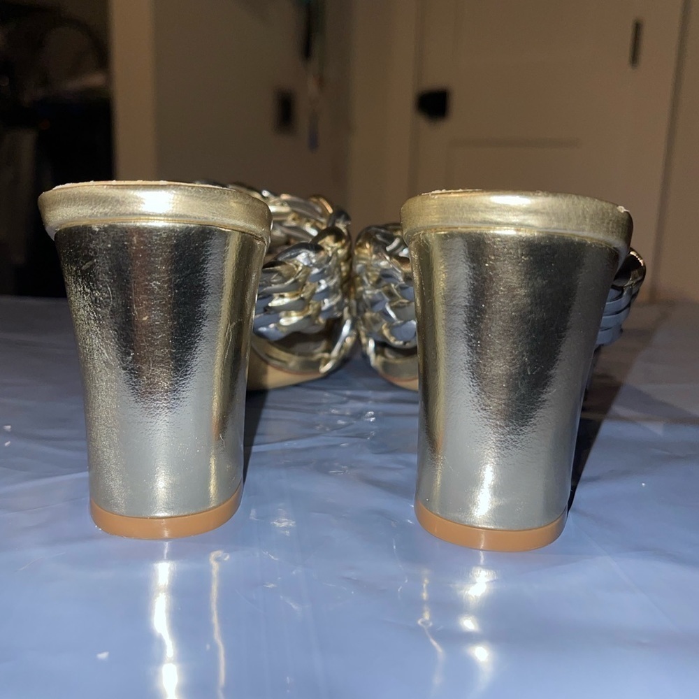 NWT Anne Klein Misty Crisscross Open-toe Sandal, Silver & Gold metallic , Sz. 6M - Picture 8 of 9